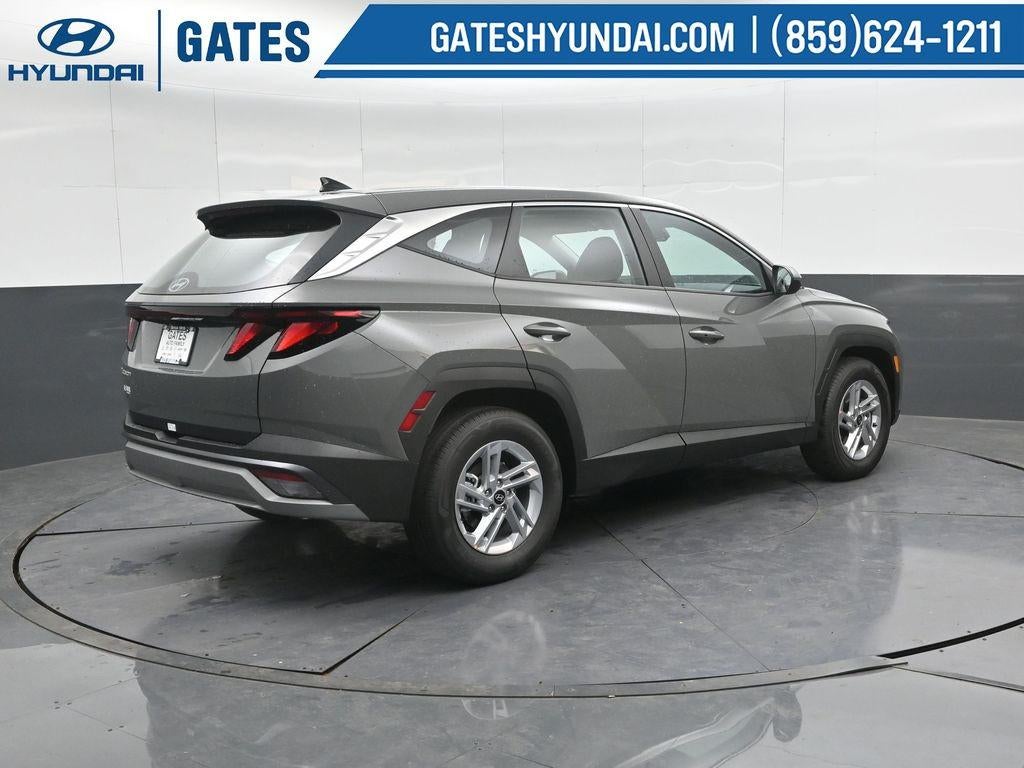 2026 Hyundai TUCSON SE FWD