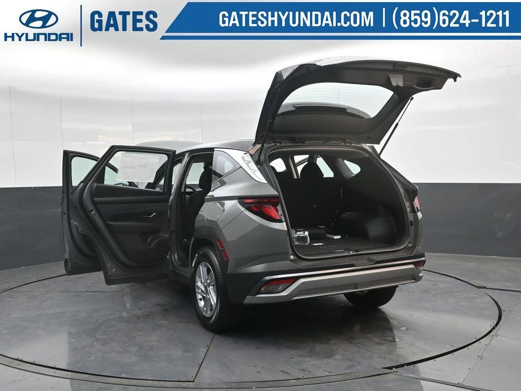 2026 Hyundai TUCSON SE FWD