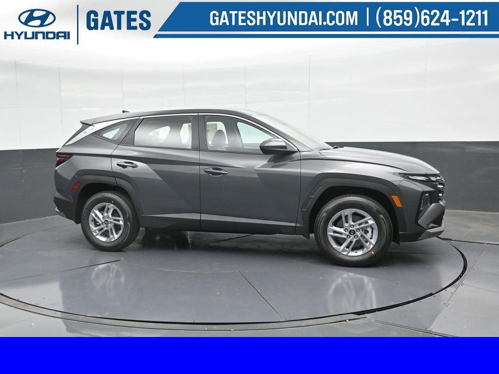 2025 Hyundai TUCSON SE AWD