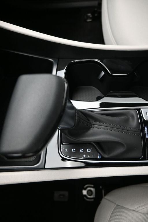 2025 Hyundai TUCSON SE AWD