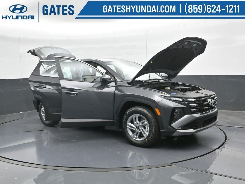 2025 Hyundai TUCSON SE AWD