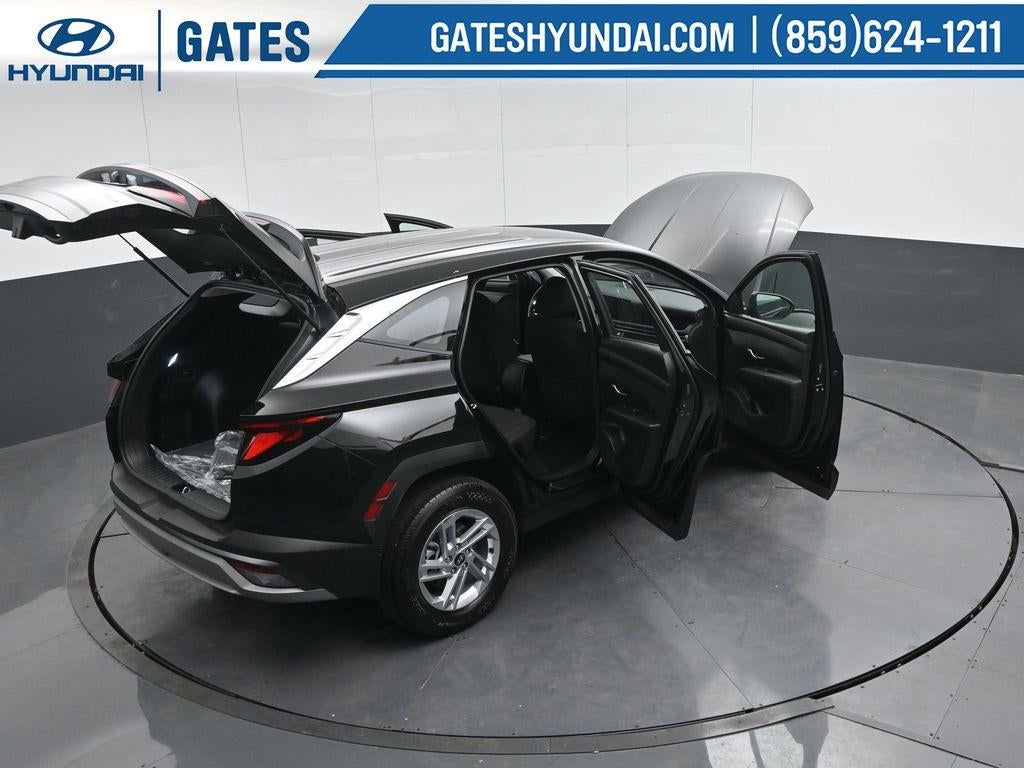 2025 Hyundai TUCSON SE
