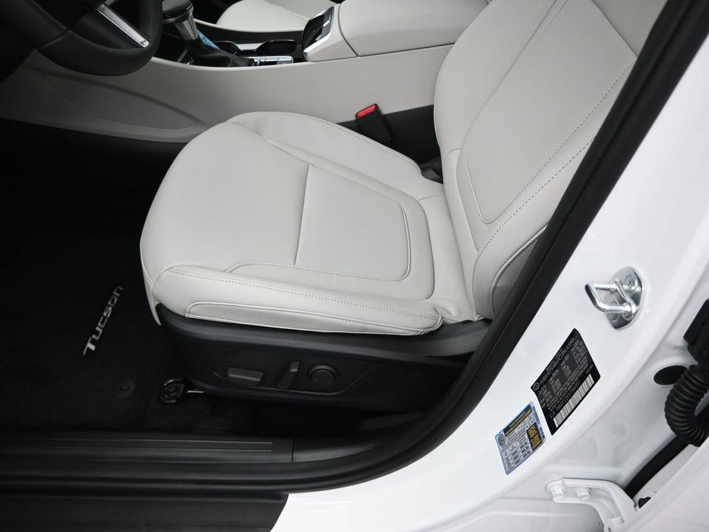 2026 Hyundai TUCSON SEL Premium AWD Demonstrator