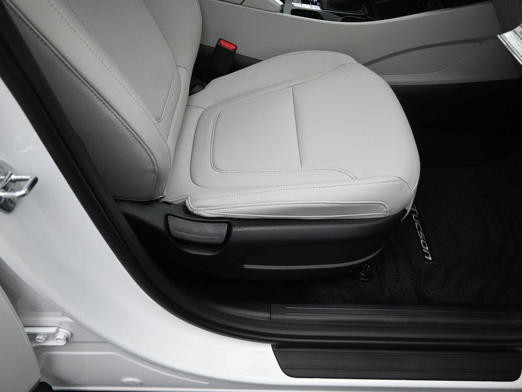 2026 Hyundai TUCSON SEL Premium AWD Demonstrator