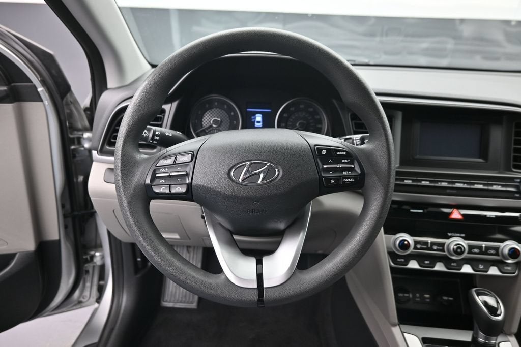 2020 Hyundai Elantra SE - Photo 17