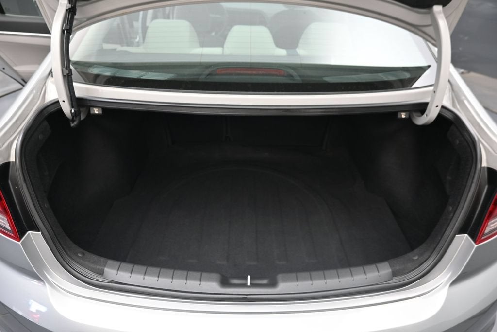 2020 Hyundai Elantra SE - Photo 22