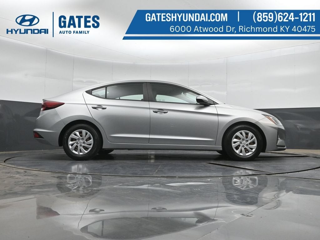 2020 Hyundai Elantra SE - Photo 32