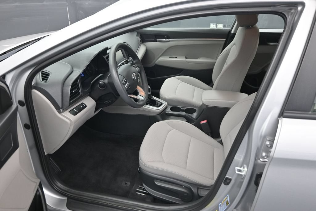 2020 Hyundai Elantra SE - Photo 9