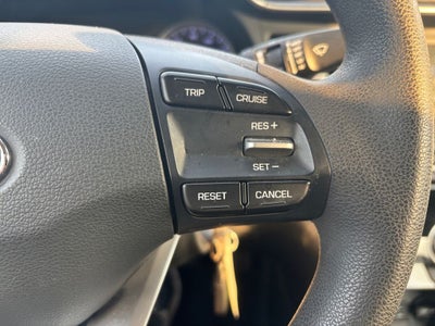 2019 Hyundai ELANTRA SE