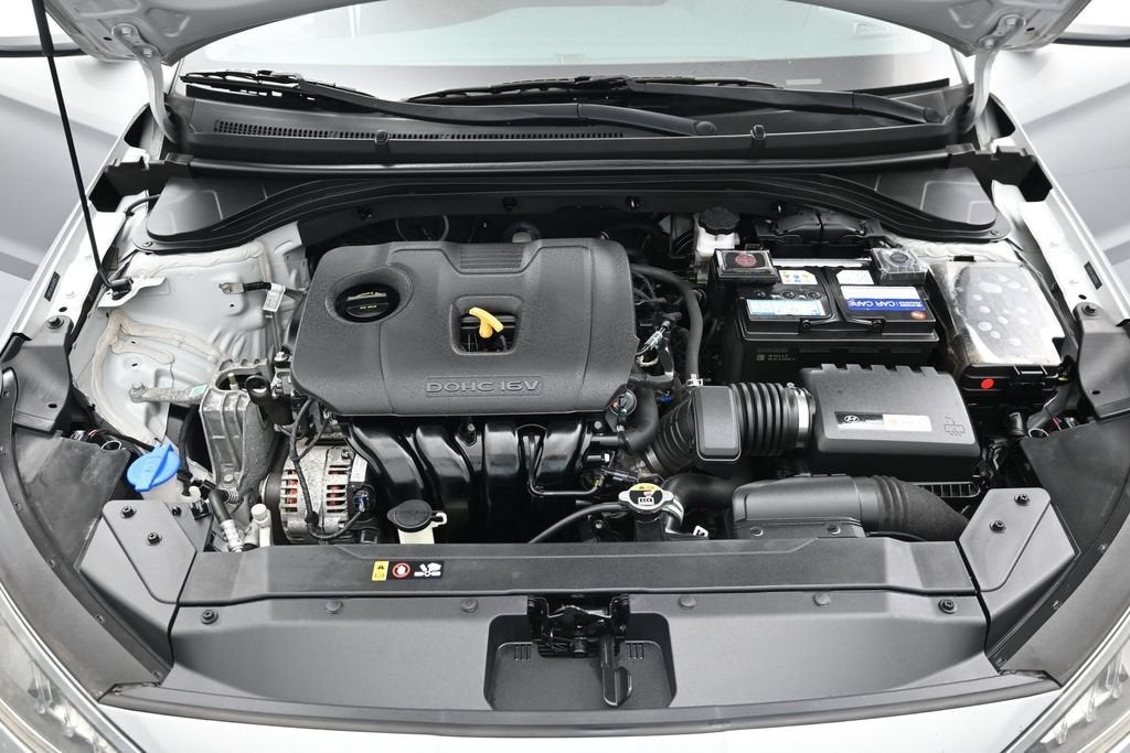 2019 Hyundai ELANTRA SE