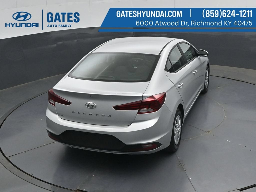 2019 Hyundai ELANTRA SE