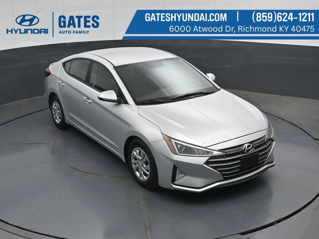 2019 Hyundai ELANTRA SE