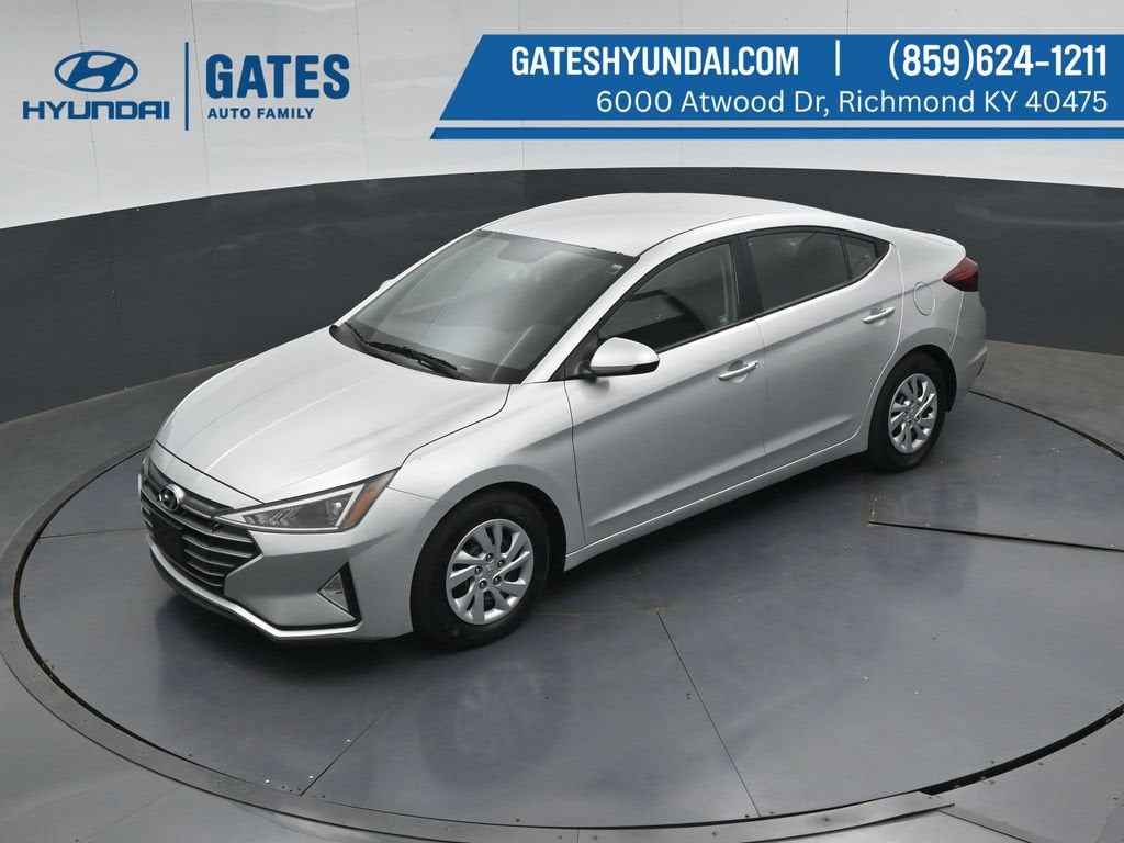 2019 Hyundai ELANTRA SE