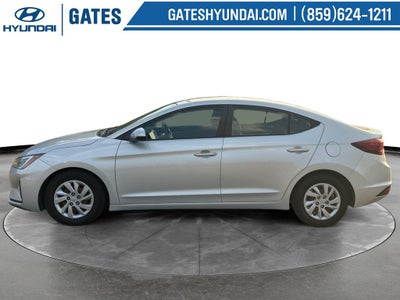 2019 Hyundai ELANTRA SE