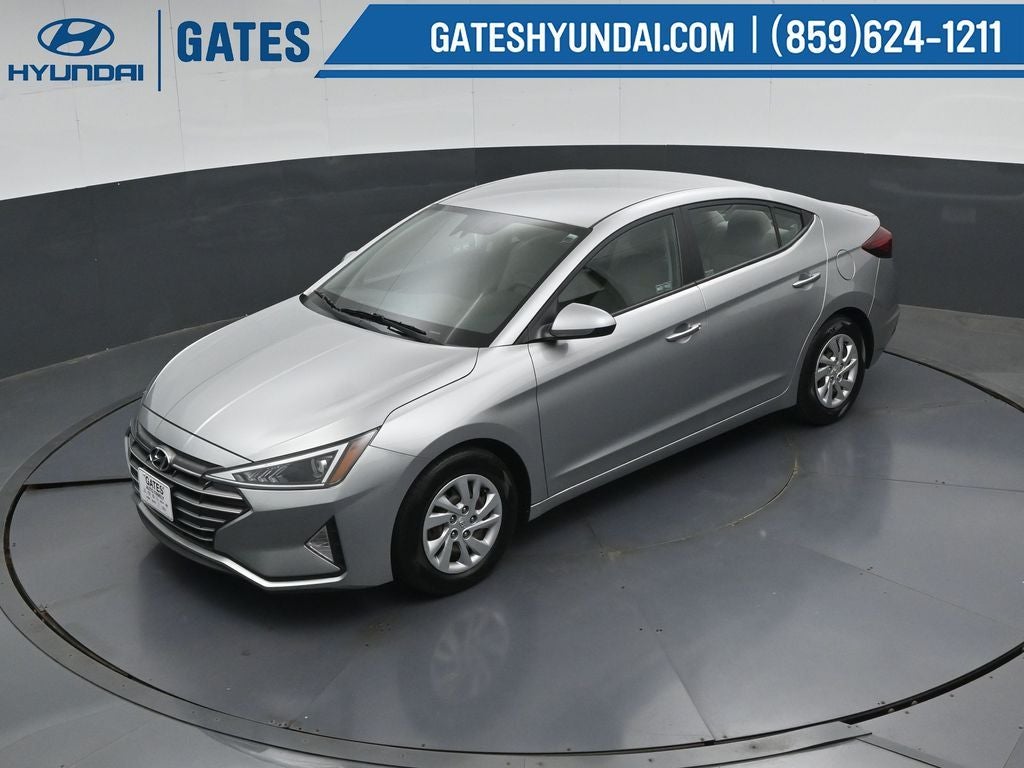 2020 Hyundai ELANTRA SE