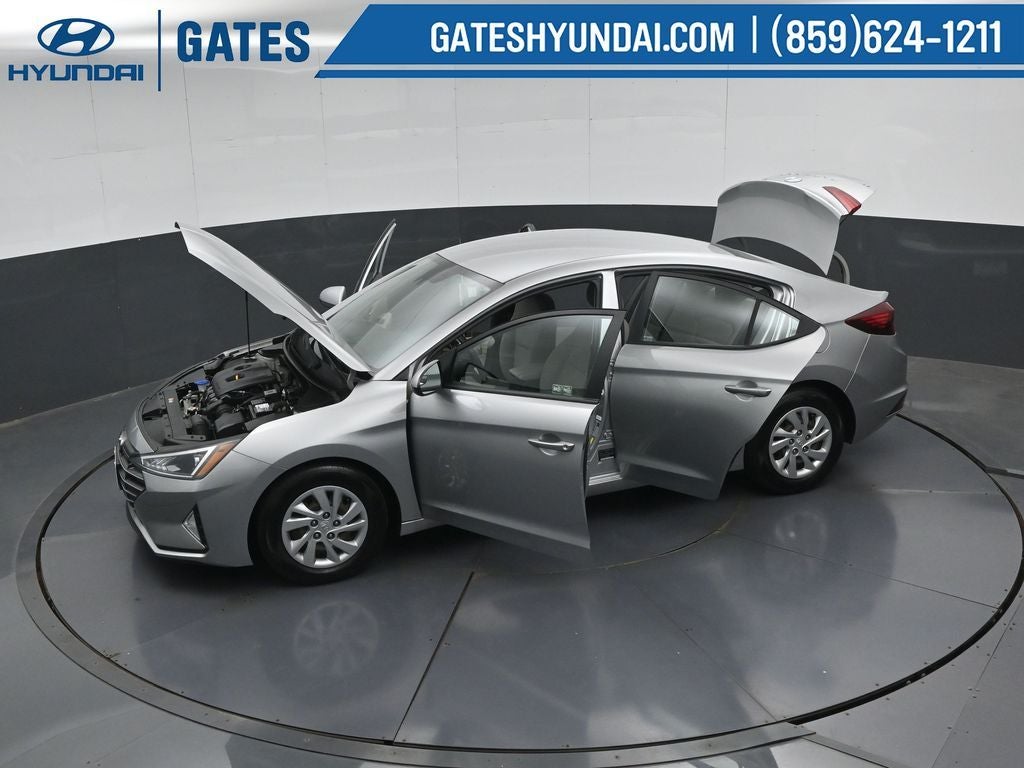 2020 Hyundai ELANTRA SE
