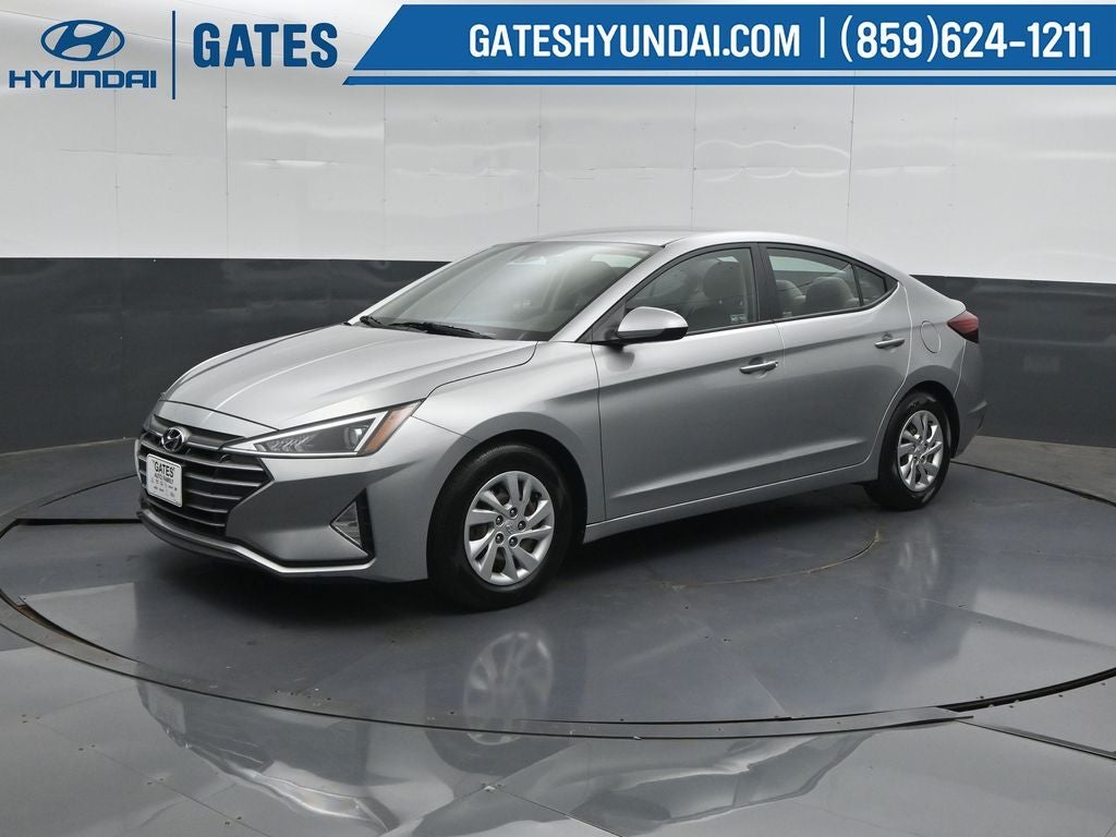 2020 Hyundai ELANTRA SE
