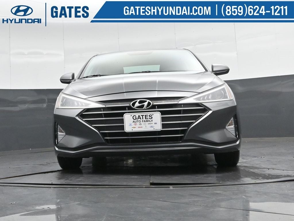 2019 Hyundai ELANTRA SE