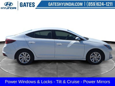 2020 Hyundai ELANTRA SE