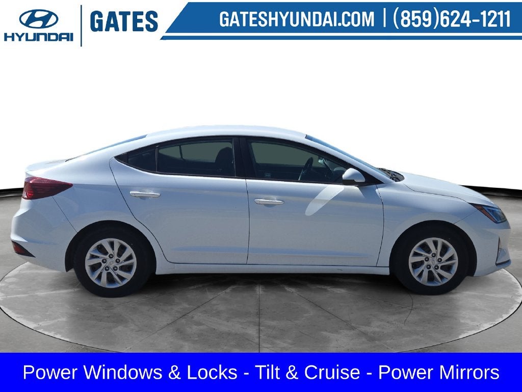 2020 Hyundai ELANTRA SE