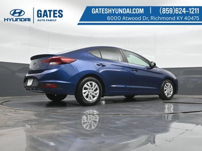 2019 Hyundai ELANTRA SE