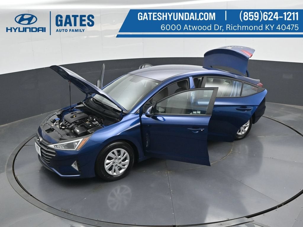 2019 Hyundai ELANTRA SE