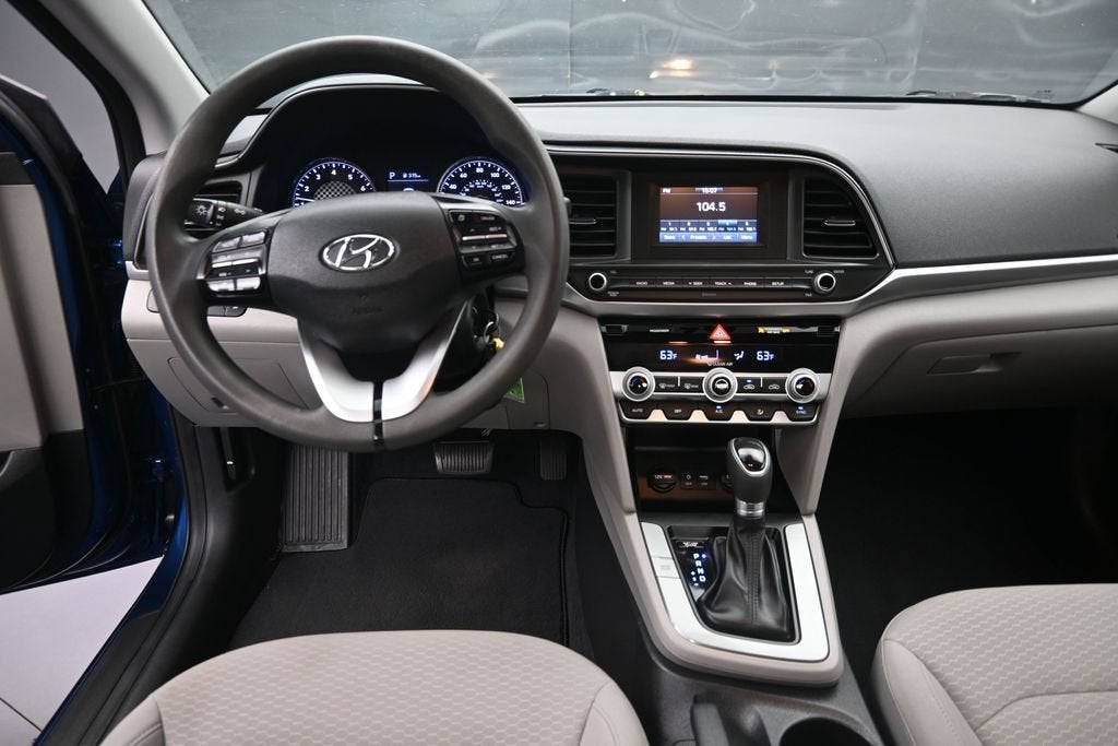 2020 Hyundai Elantra SE - Photo 11