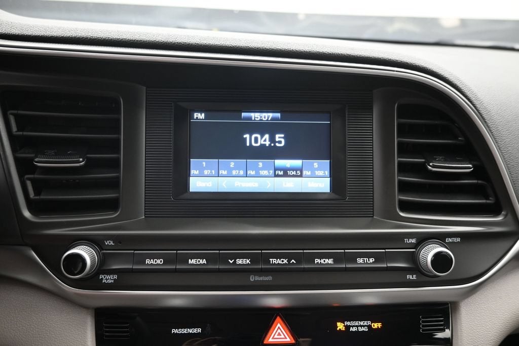 2020 Hyundai Elantra SE - Photo 13