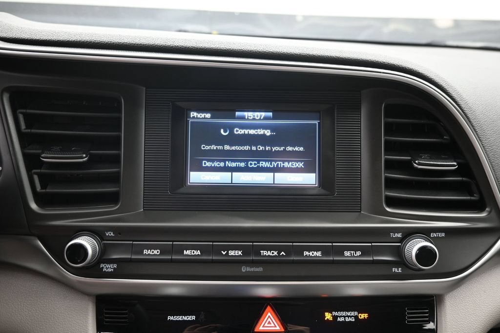 2020 Hyundai ELANTRA SE