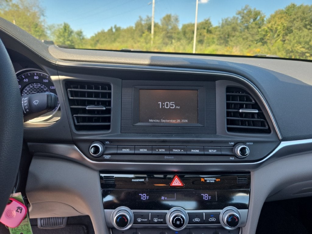 2020 Hyundai ELANTRA SE