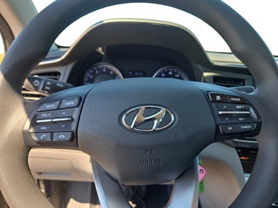2020 Hyundai ELANTRA SE
