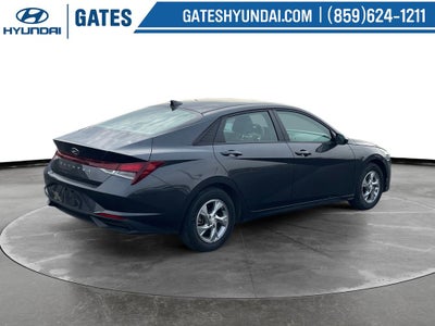 2021 Hyundai ELANTRA SE