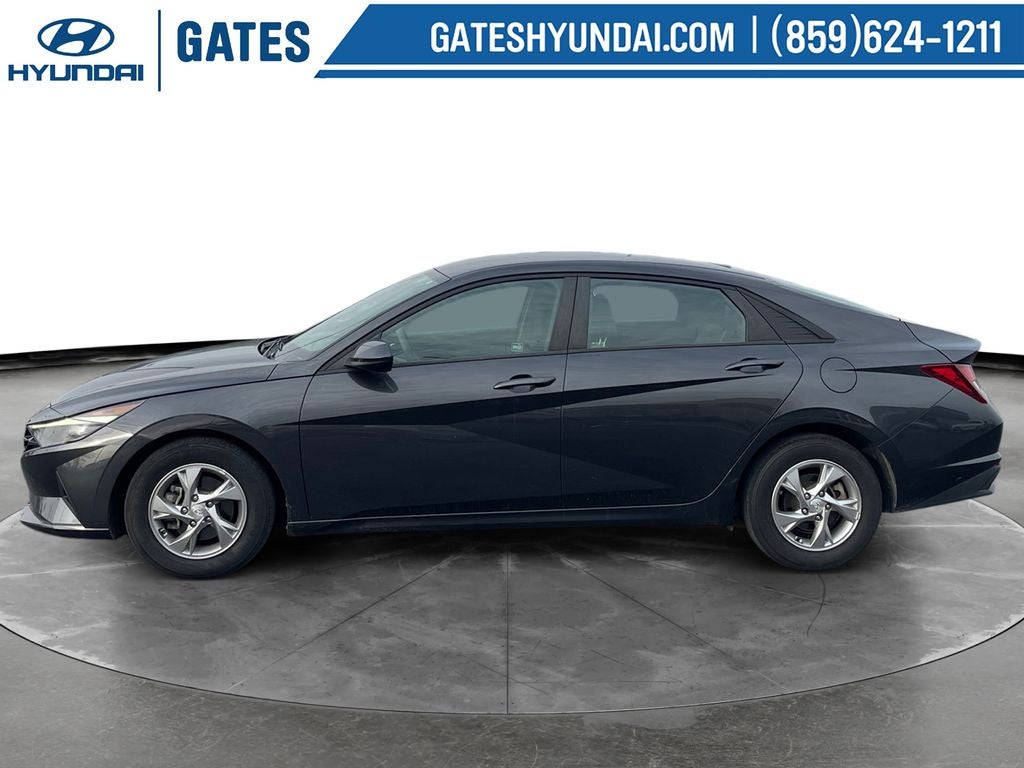 2021 Hyundai ELANTRA SE