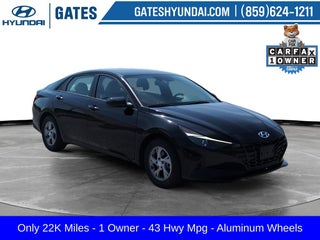 2021 Hyundai ELANTRA SE