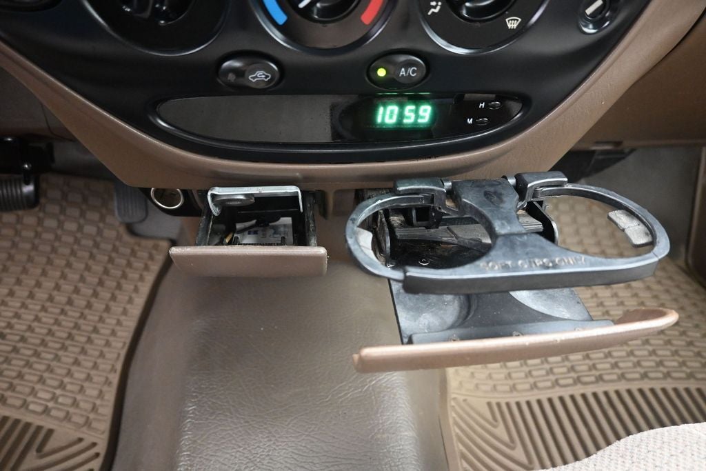 2004 Toyota Tundra Base