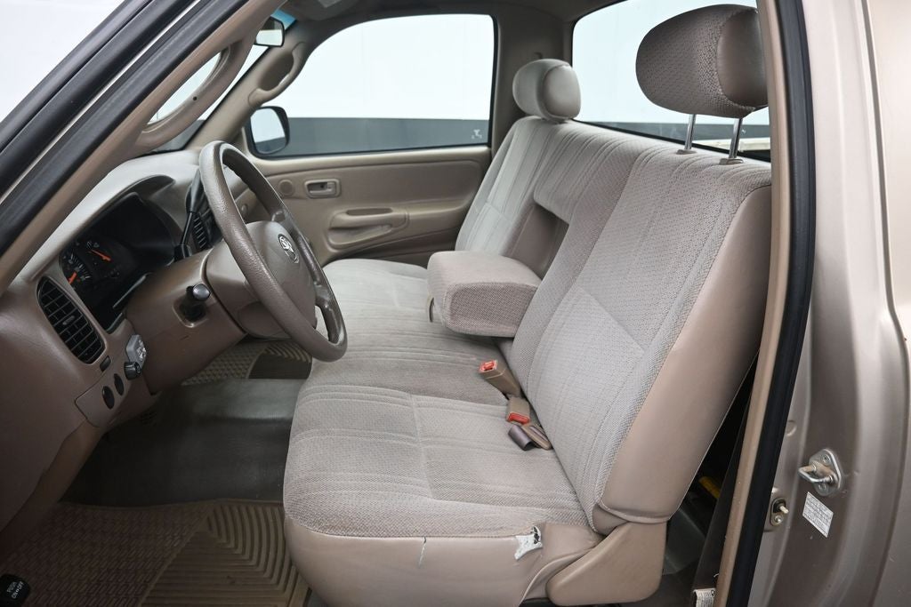 2004 Toyota Tundra Base