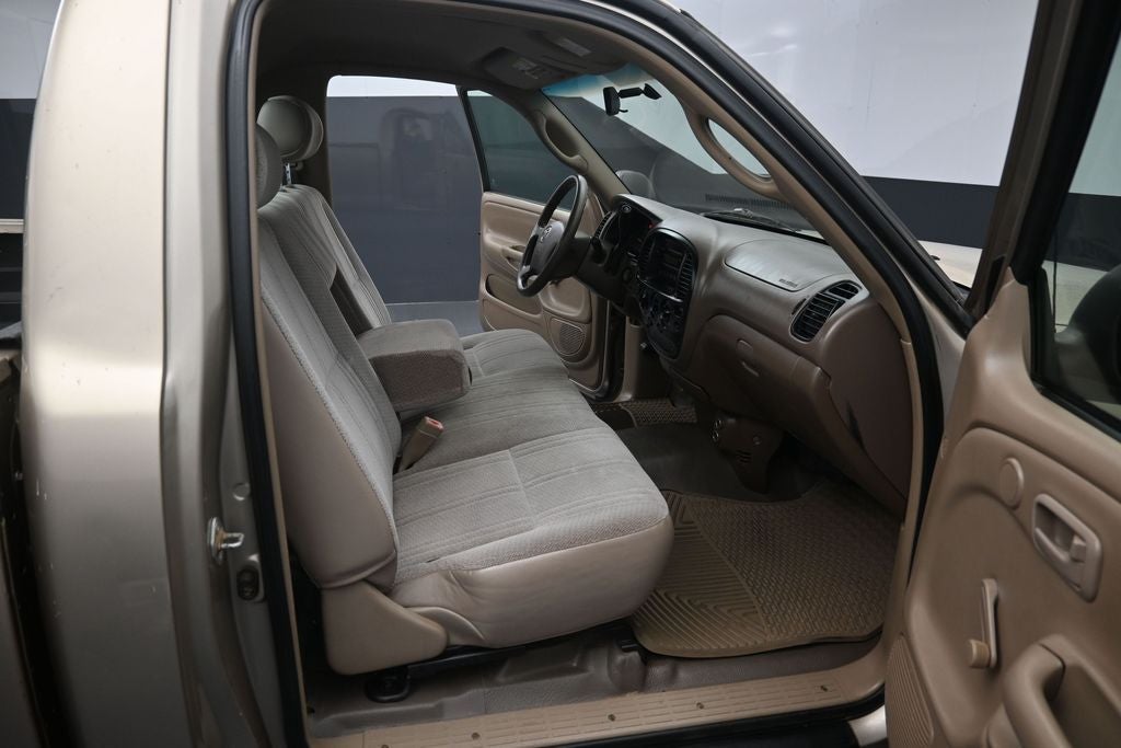 2004 Toyota Tundra Base