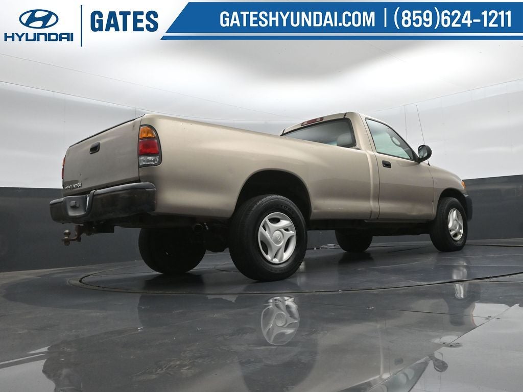 2004 Toyota Tundra Base