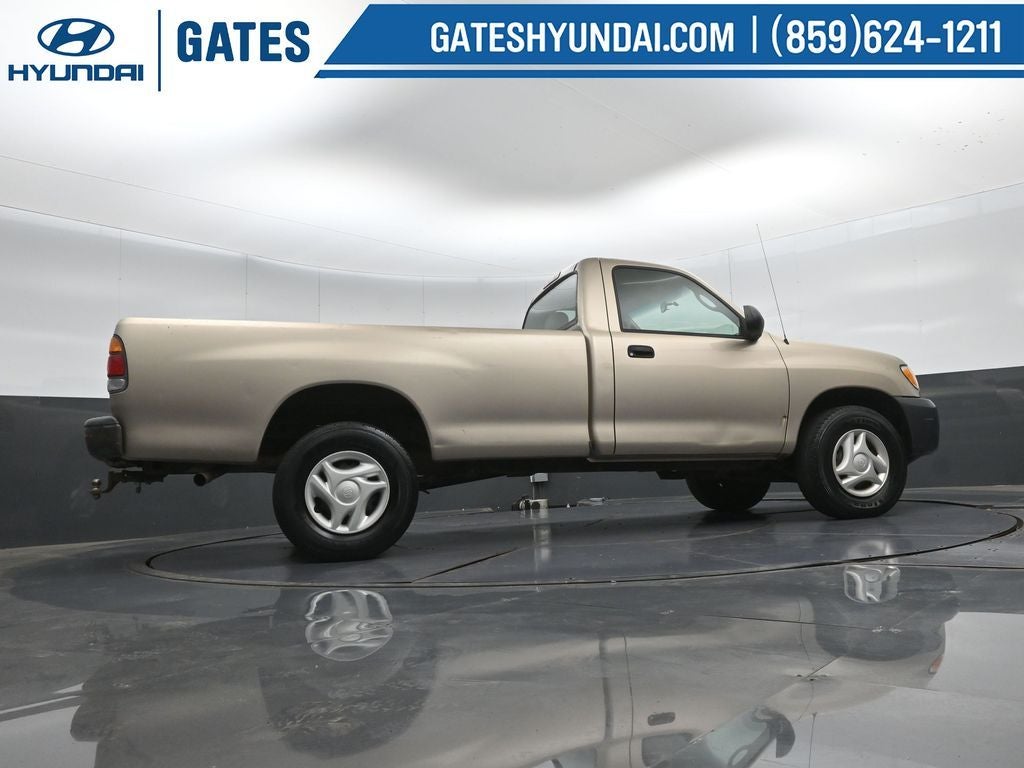 2004 Toyota Tundra Base