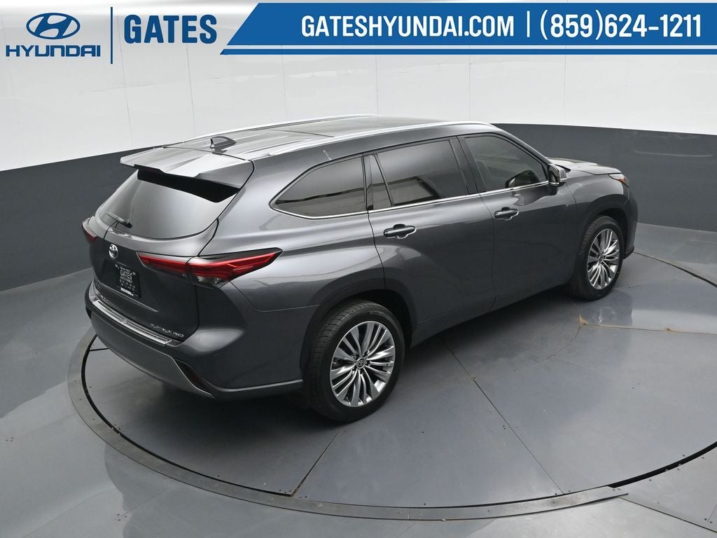 2021 Toyota Highlander Platinum