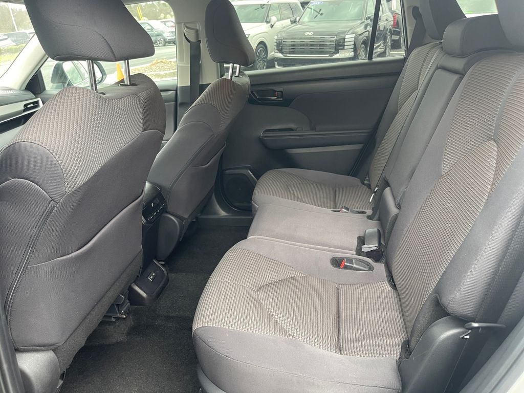 2025 Toyota Highlander XLE