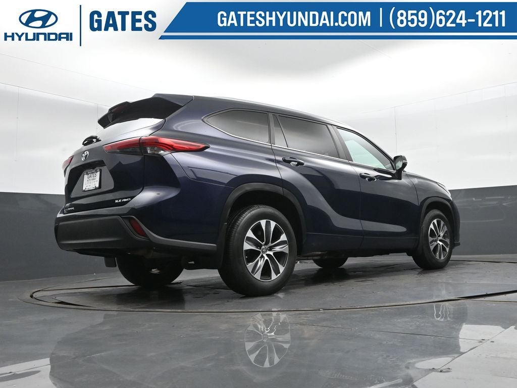 2023 Toyota Highlander XLE