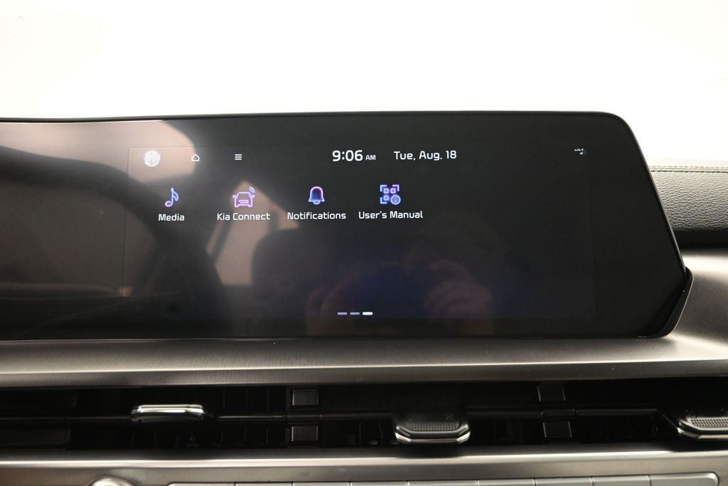 2024 Kia Telluride S - Photo 15