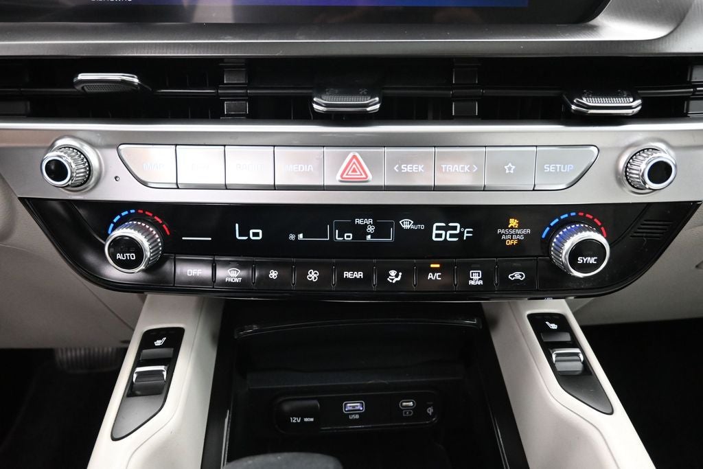 2024 Kia Telluride S - Photo 21