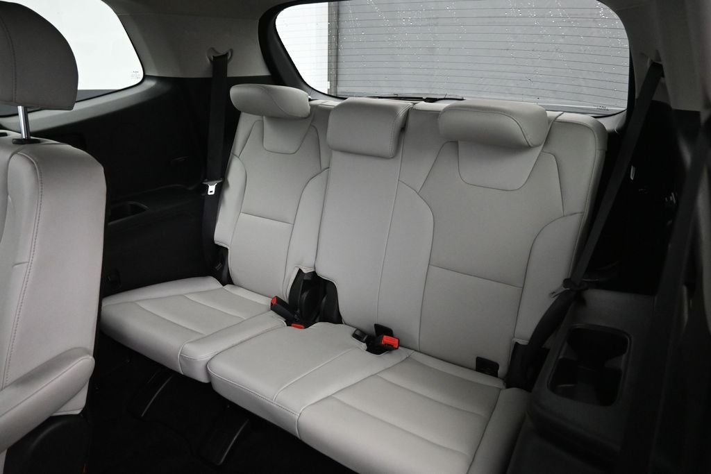 2024 Kia Telluride S - Photo 31