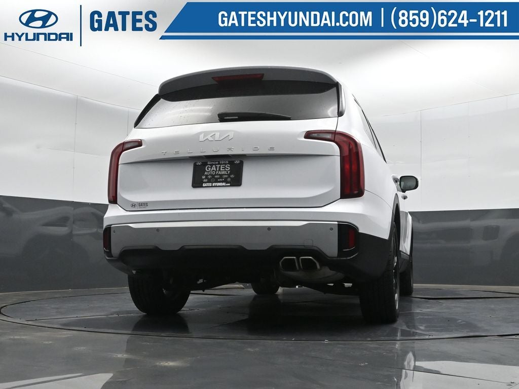 2024 Kia Telluride S - Photo 41