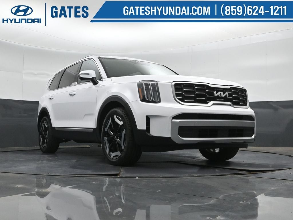 2024 Kia Telluride S - Photo 44