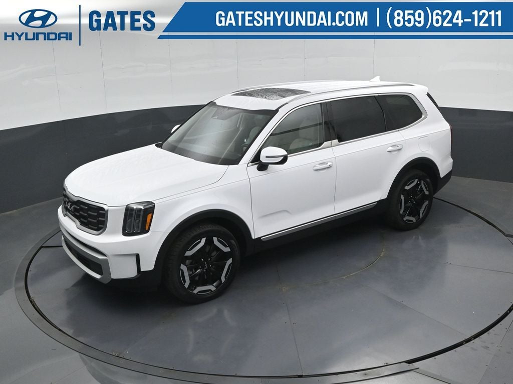 2024 Kia Telluride S - Photo 54