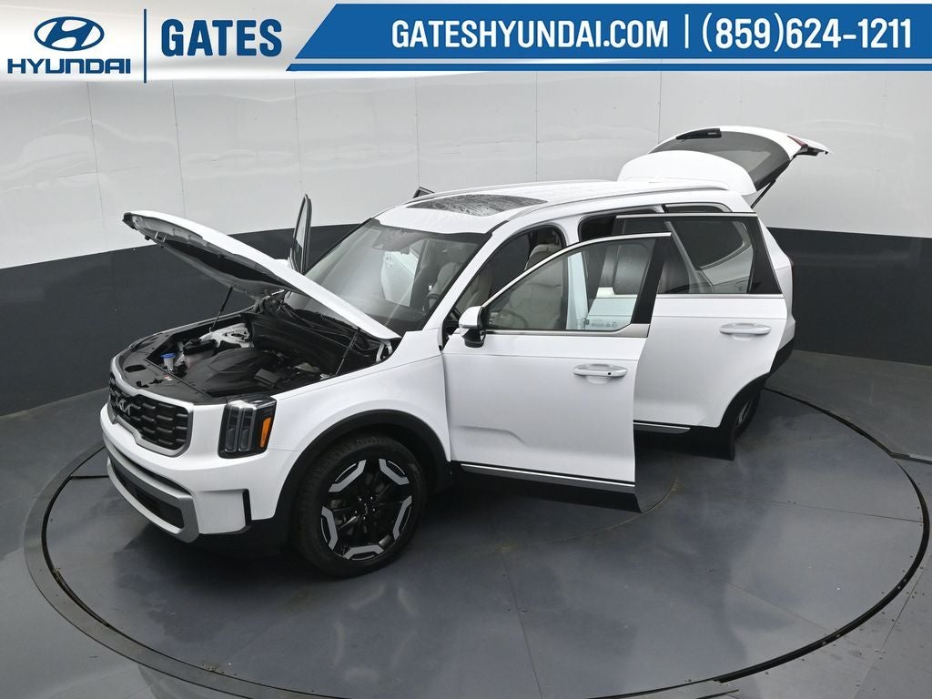 2024 Kia Telluride S - Photo 58