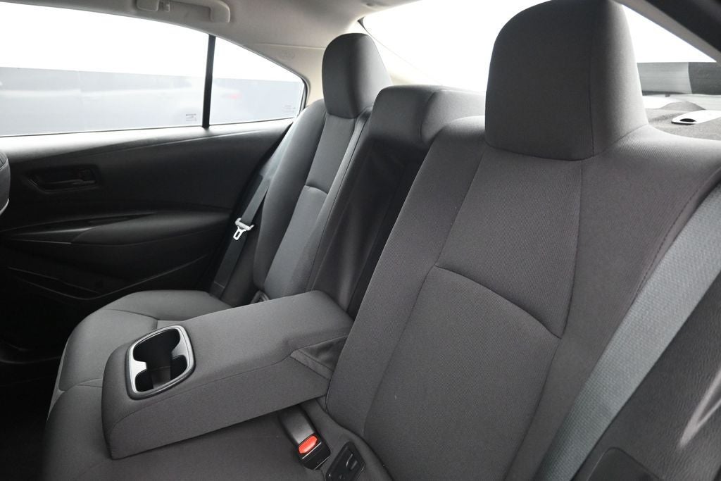 2025 Toyota Corolla LE - Photo 23